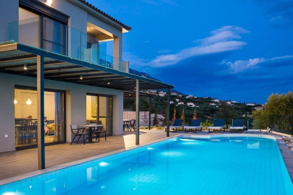 New Villa Blue With Private Pool At Trapezaki Livathos  외부 사진