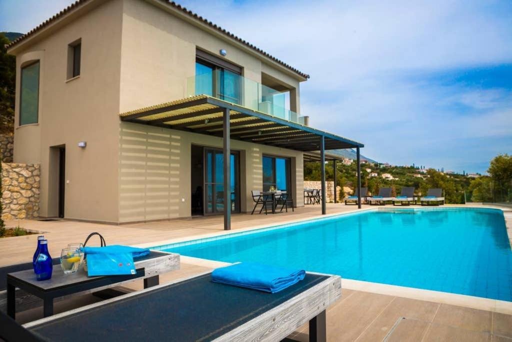 New Villa Blue With Private Pool At Trapezaki Livathos  외부 사진