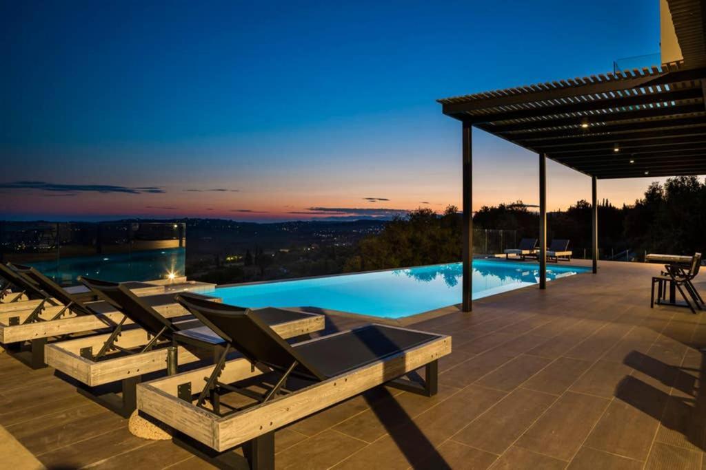 New Villa Blue With Private Pool At Trapezaki Livathos  외부 사진