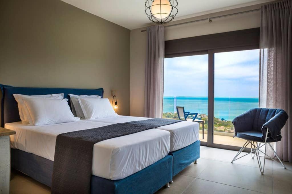 New Villa Blue With Private Pool At Trapezaki Livathos  외부 사진